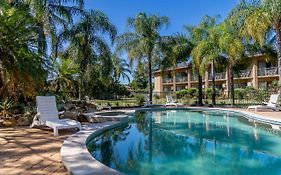 Charbonnier Motor Inn